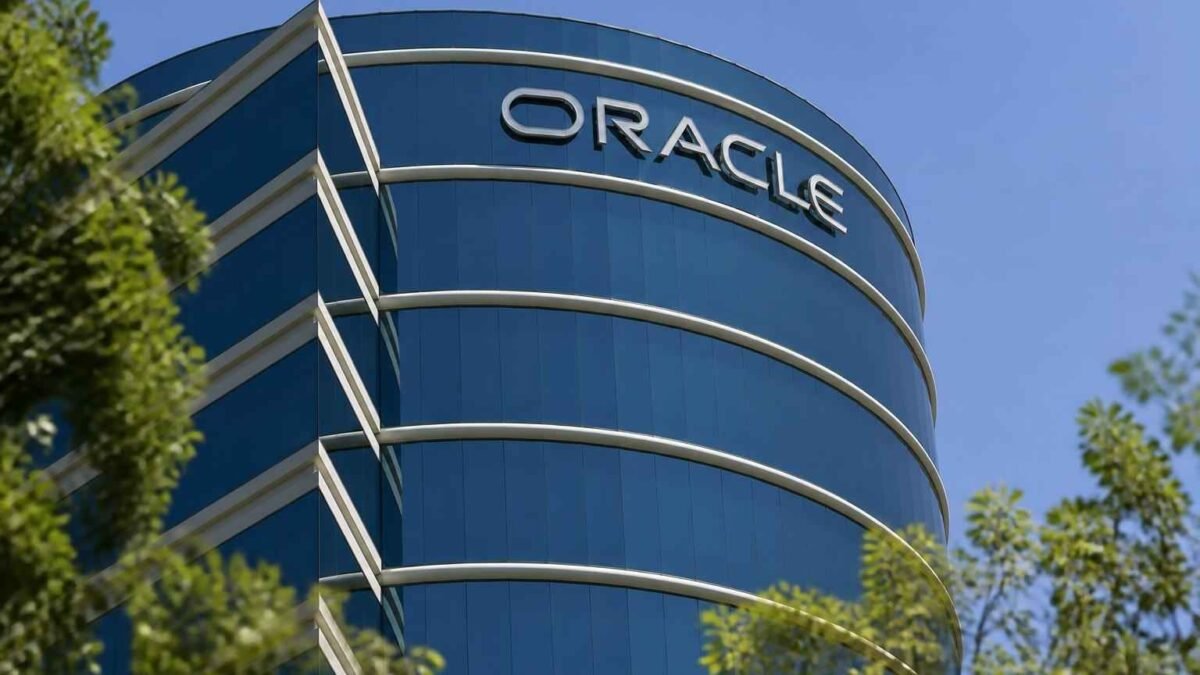 ভারতে ফের ৩,০০০ কর্মী ছাঁটাই এবার Oracle-এ