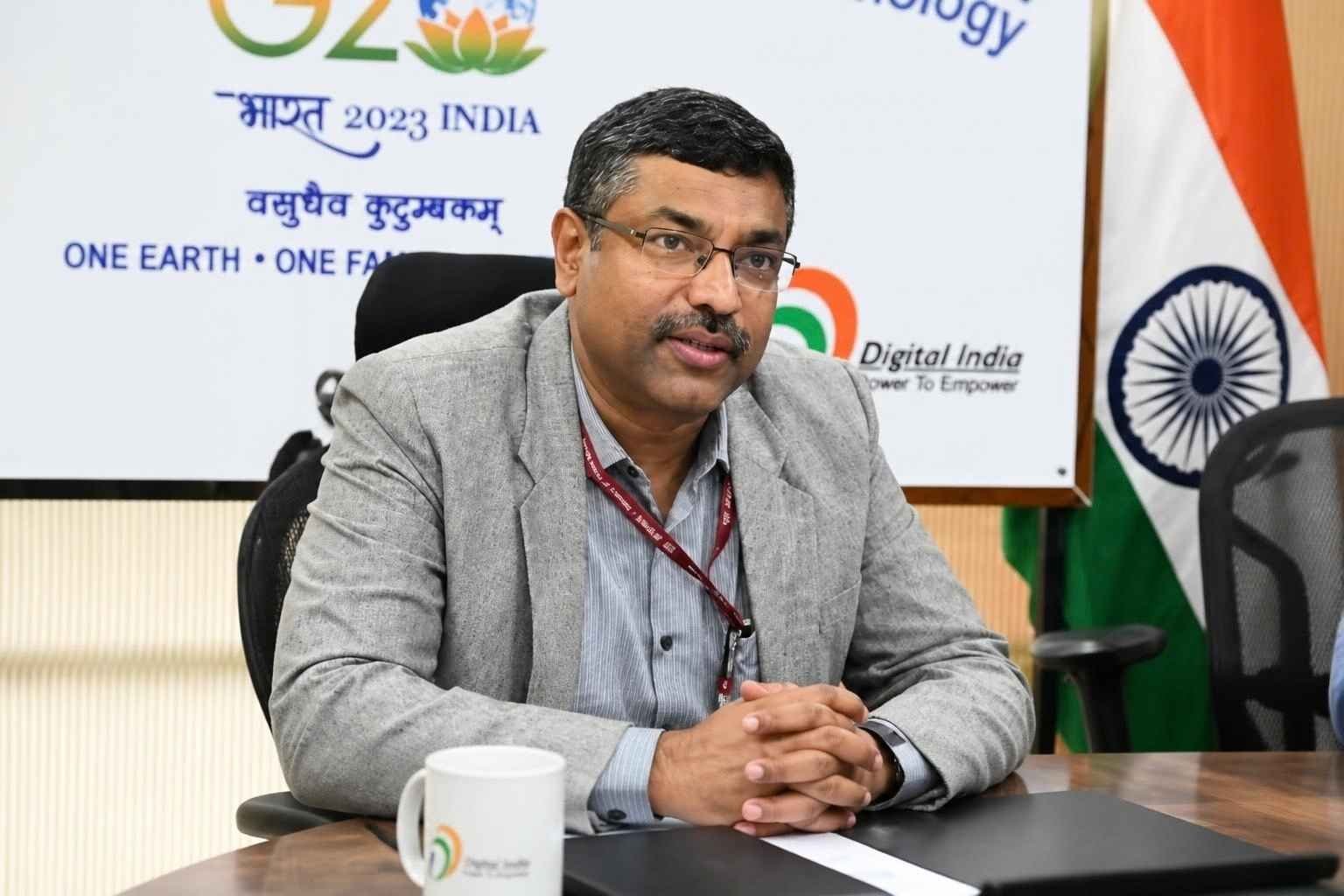 এআই আইন নিয়ে নতুন ইঙ্গিত: আলাদা আইনের কথা ভাবছে কেন্দ্র
