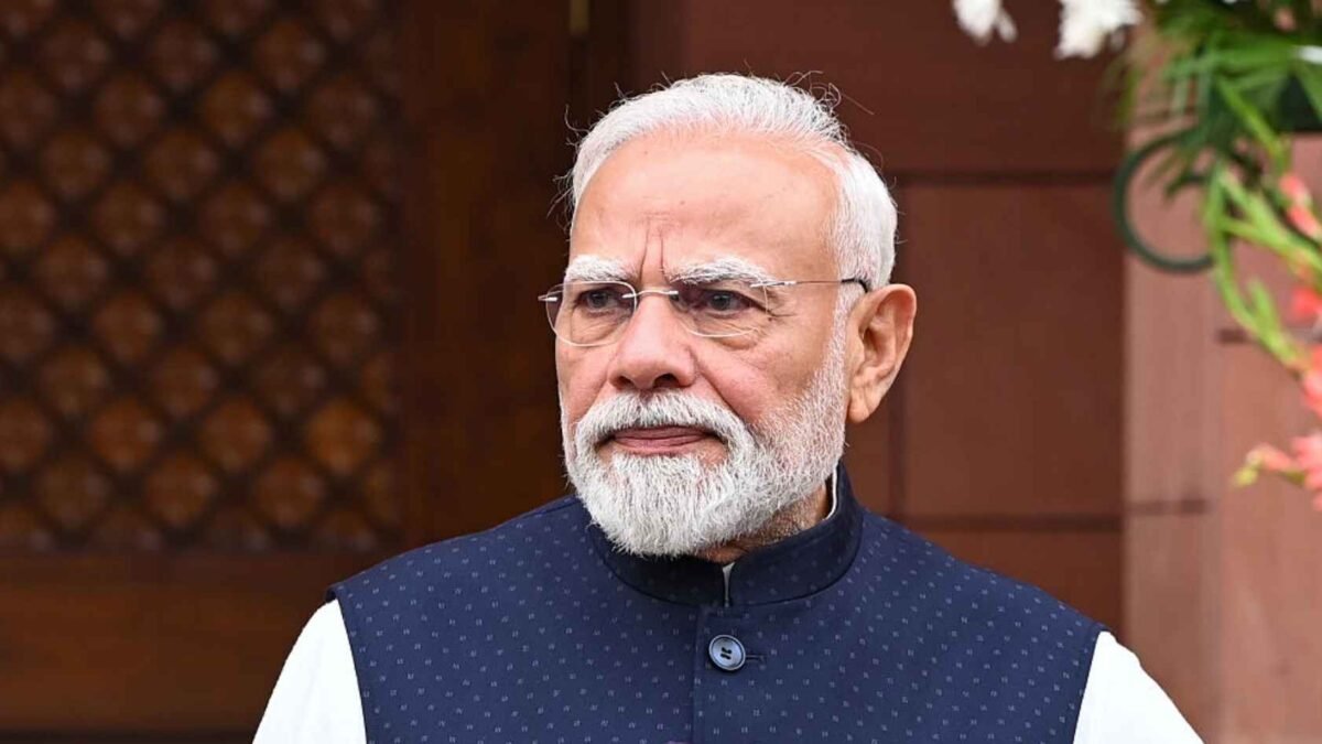 ইন্ডিয়া মোবাইল কংগ্রেস: ডিপফেক ও প্রতারণা রুখতে মোদীর ডাক