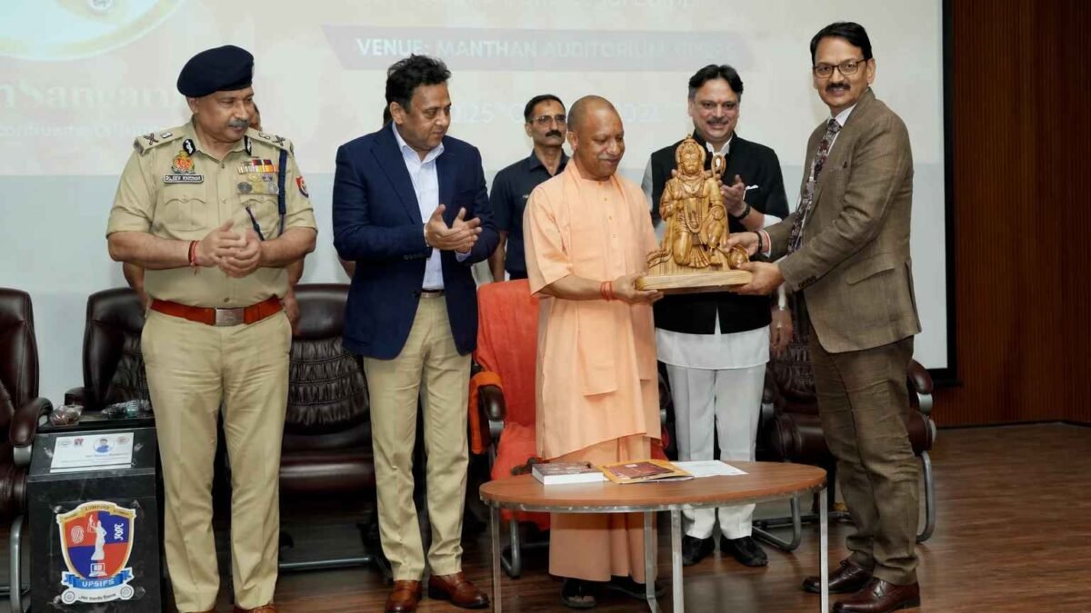 ডিপফেক অপরাধীদের সতর্কবার্তা যোগীর: জোর ফরেনসিক প্রযুক্তিতে